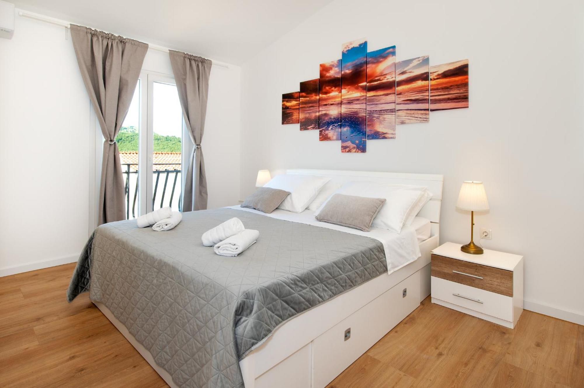Villa Plenca - Heated Pool ! Sibenik Ngoại thất bức ảnh