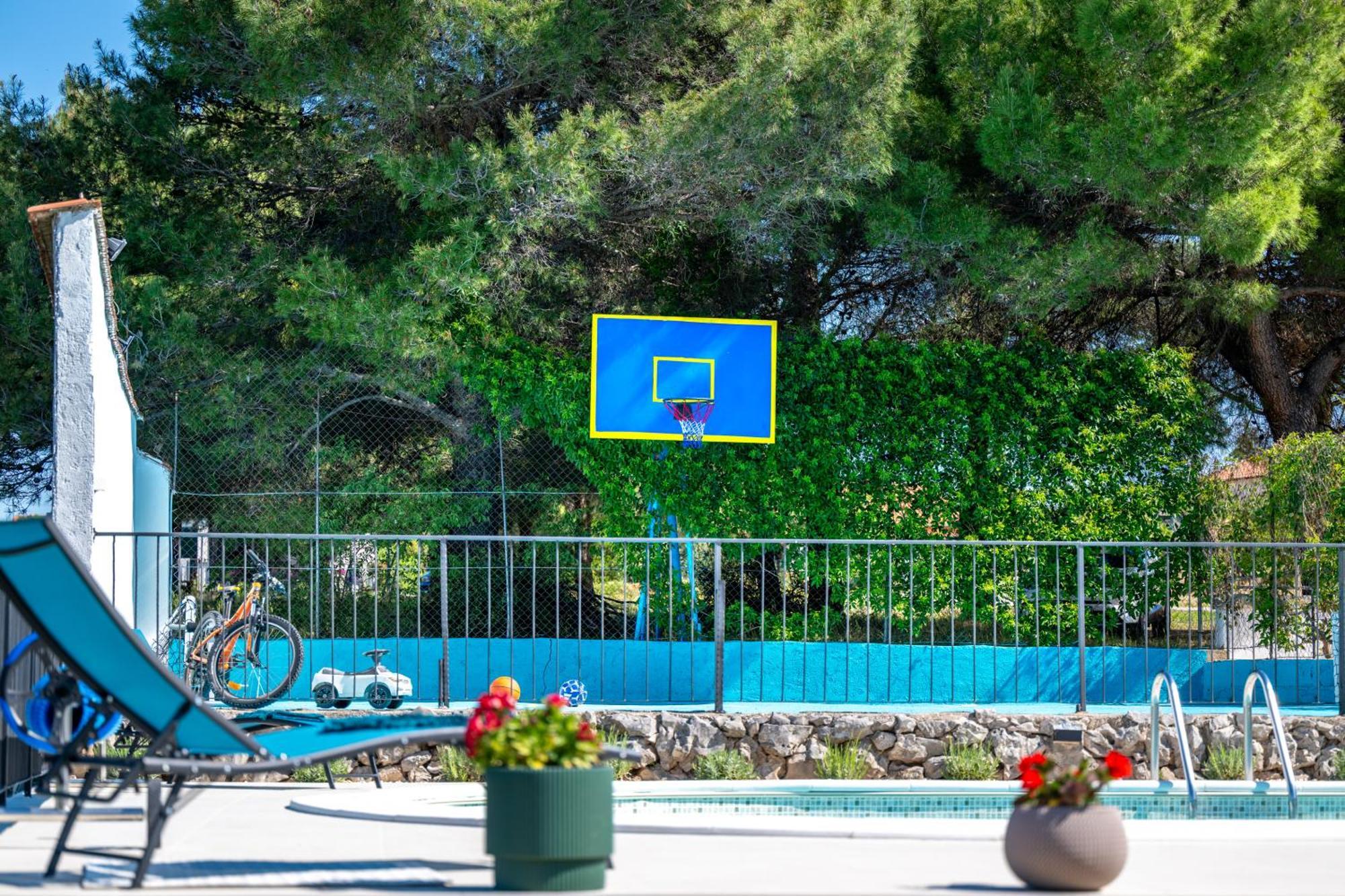 Villa Plenca - Heated Pool ! Sibenik Ngoại thất bức ảnh