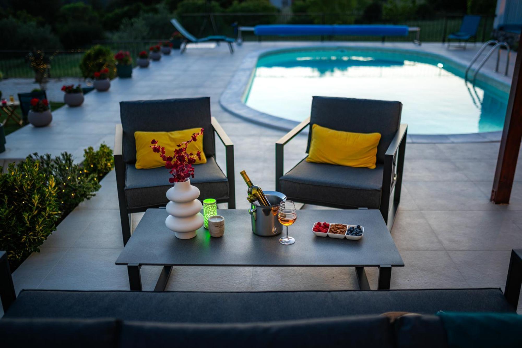 Villa Plenca - Heated Pool ! Sibenik Ngoại thất bức ảnh